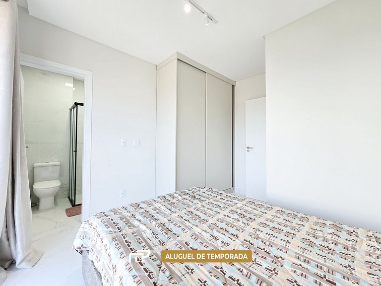 108 - Apartamento com 02 suítes para até 6 pessoas