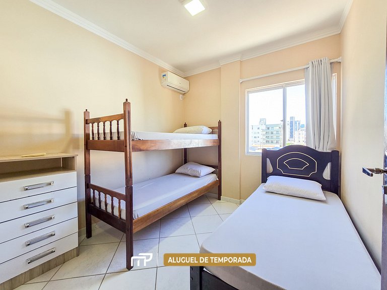 112 - Apto com 2 quartos a poucos passos do mar!