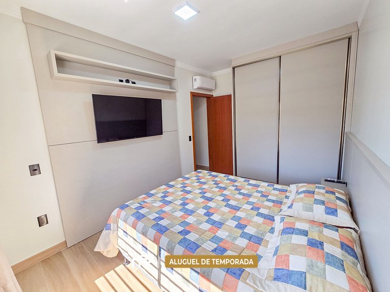 106 - Casa com 3 quartos na Praia de Mariscal