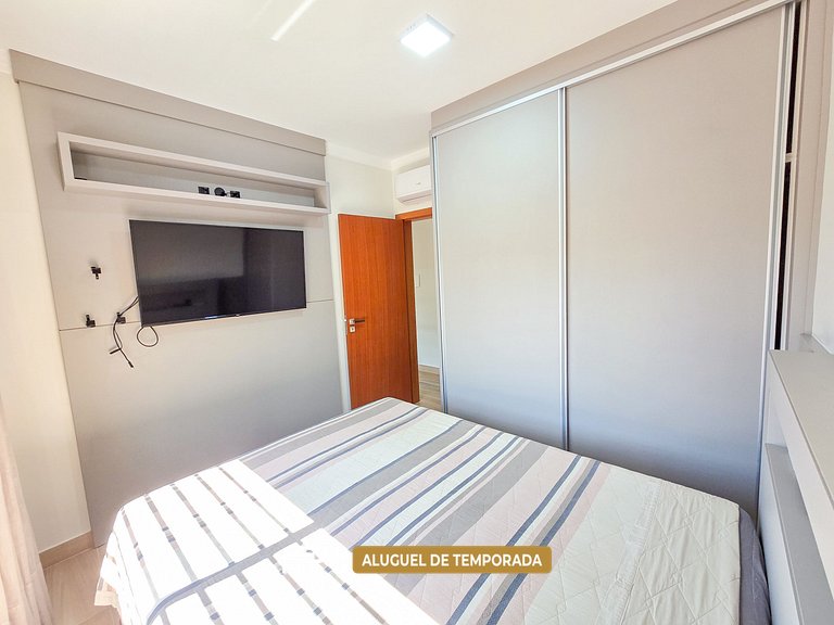 106 - Casa com 3 quartos na Praia de Mariscal