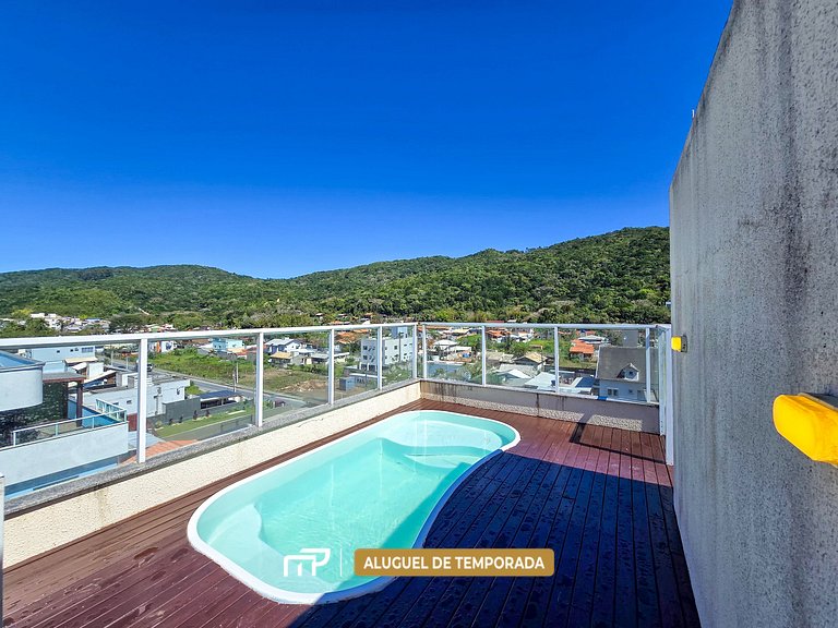 111 - Cobertura com 03 quartos e piscina
