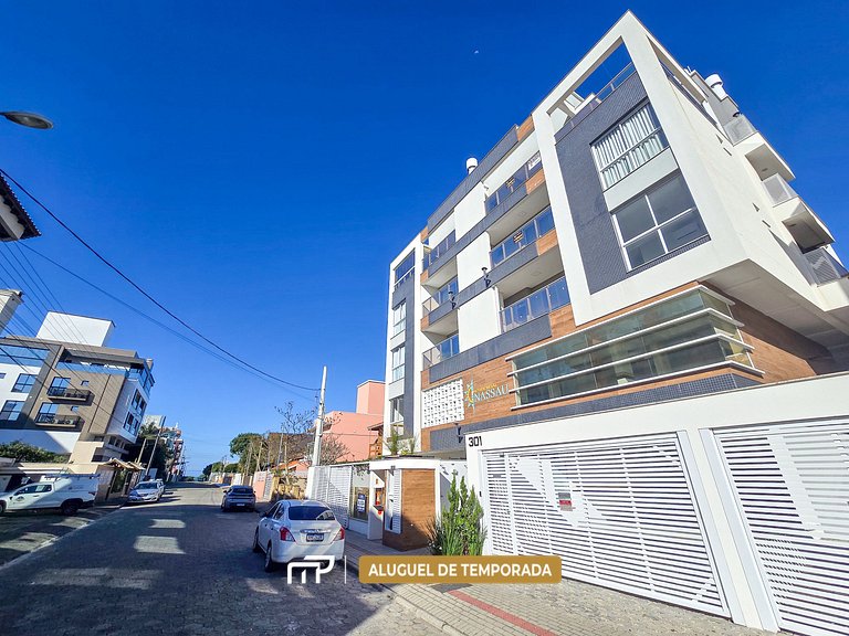 110 - Apto com 02 quartos, próximo à praia