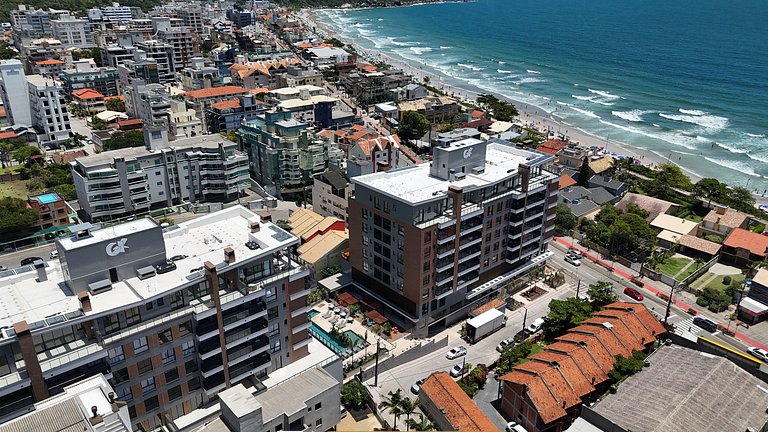 109 - Lindo apto com 03 suítes e vista para o mar!