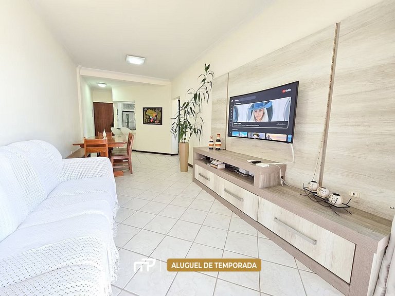 113 - Apto com 3 quartos a poucos passos da areia!