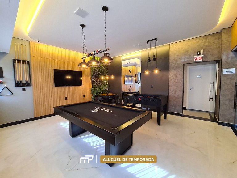 115 - Apartamento com 2 suítes a 300m do mar