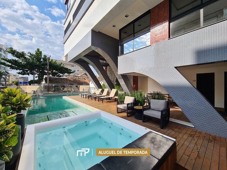 115 - Apartamento com 2 suítes a 300m do mar