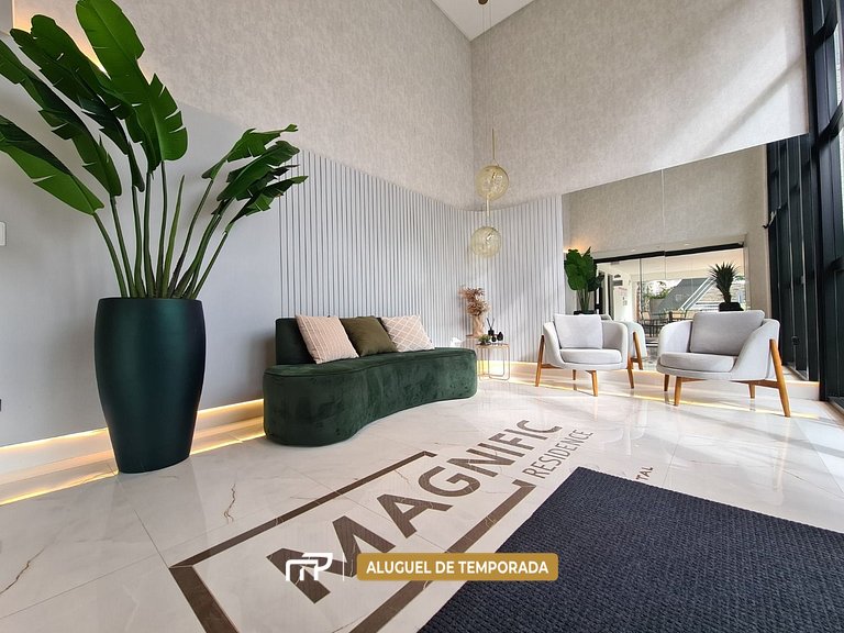 115 - Apartamento com 2 suítes a 300m do mar