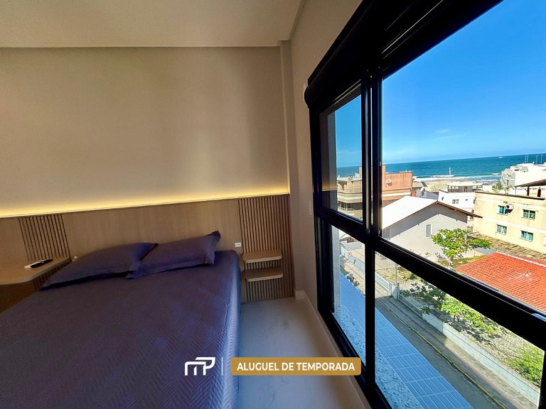117A - Flat com vista mar à 70m da praia.