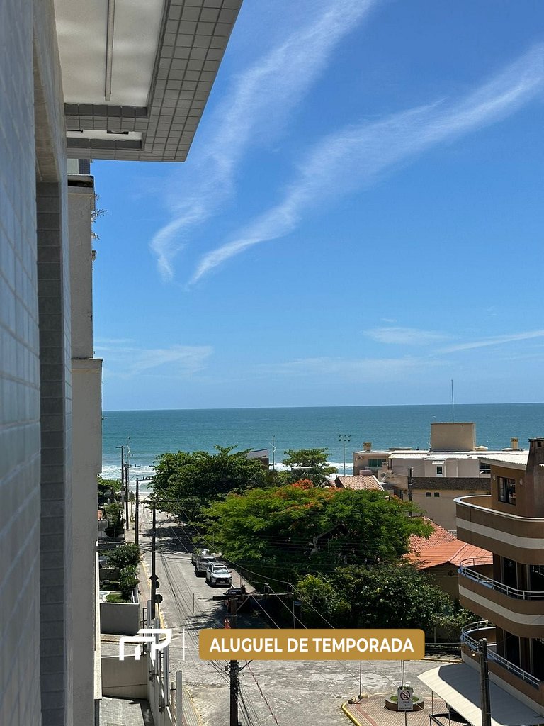 117A - Flat com vista mar à 70m da praia.