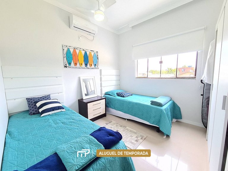 125 - Casa com 3 Quartos e Área Gourmet