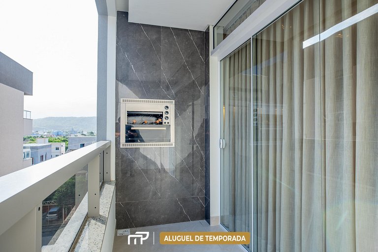 126 - Flat com piscina aquecida e jacuzzi
