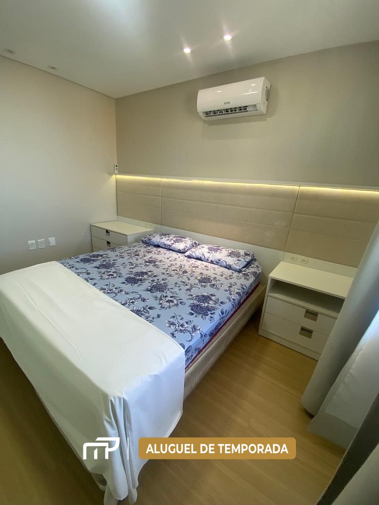 128A - Apto de 3 dormitórios com vista para o mar