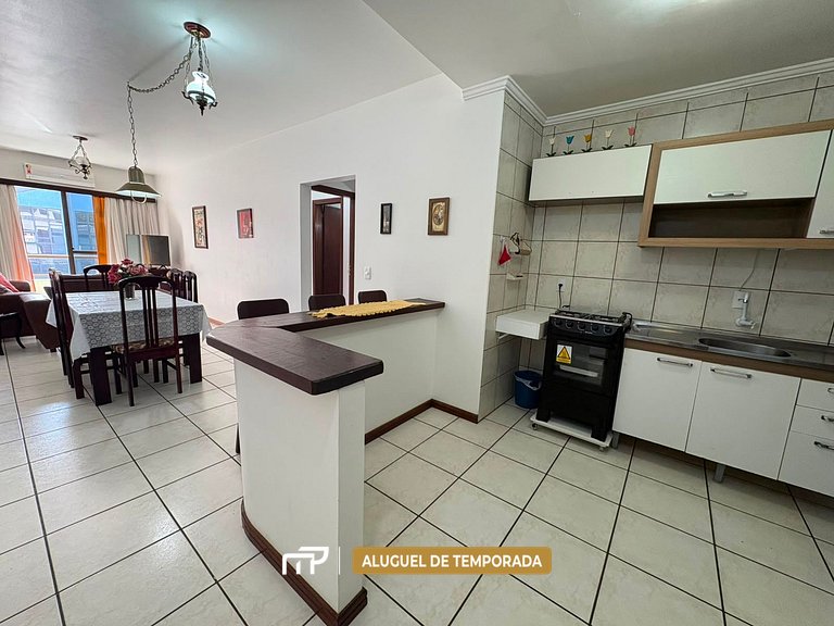 131 - Apto 2 Quartos a 30m da Praia de Bombas