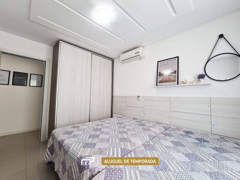 132 - Apartamento a 190 metros da Praia de Bombas