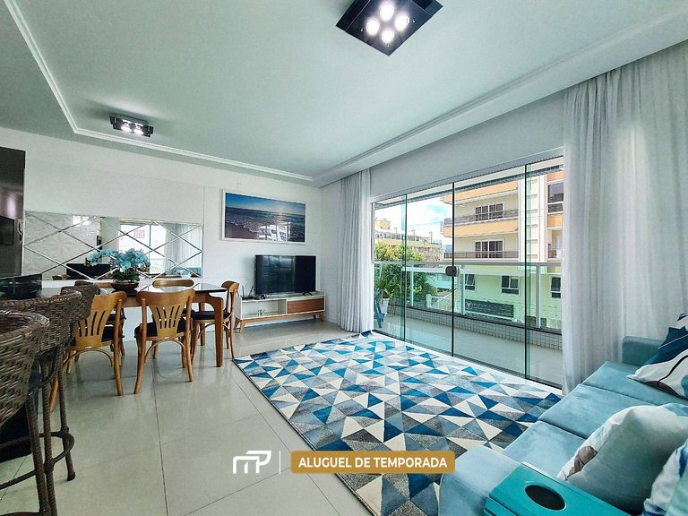 132 - Apartamento a 190 metros da Praia de Bombas