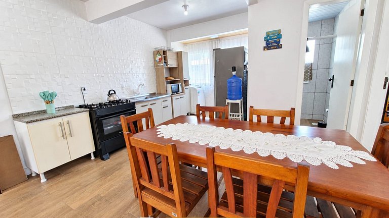 134 - Apartamento em Bombas a 200m da Praia