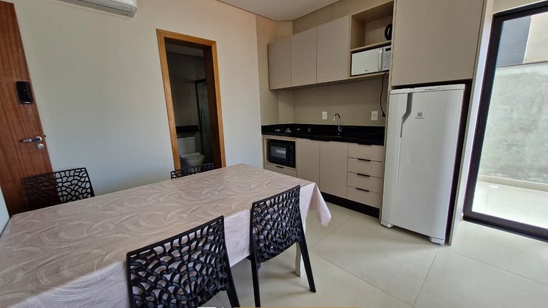137A - Flat em Bombas a 120m da Praia