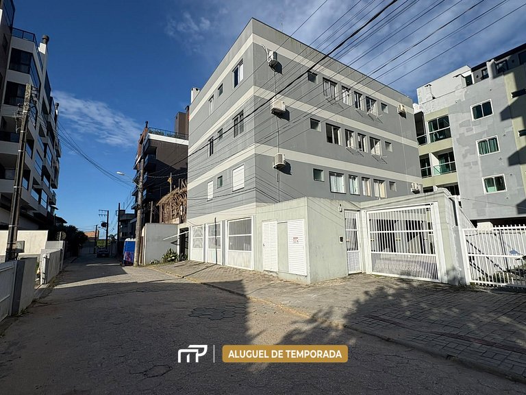 134 - Edifício em Bombas a 200m da Praia