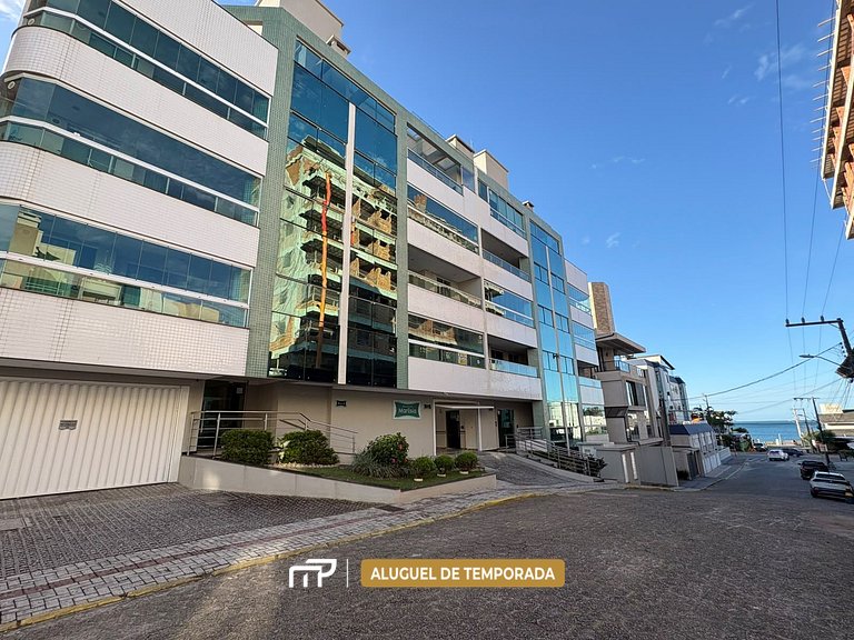 138 - Edifício a 90m da praia de Bombas