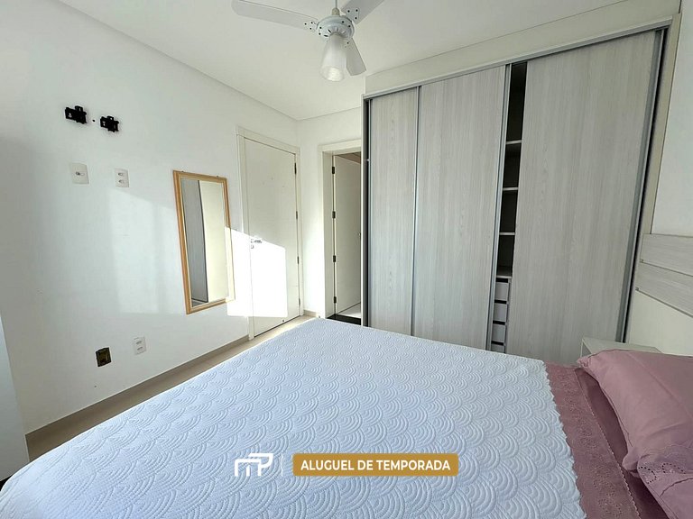 138 - Apartamento 3 Dormitórios a 90m do Mar