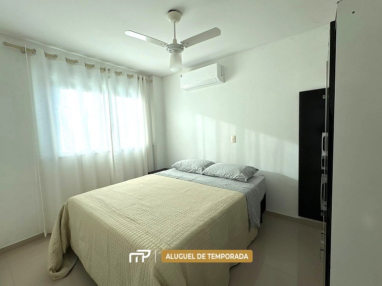 138 - Apartamento 3 Dormitórios a 90m do Mar