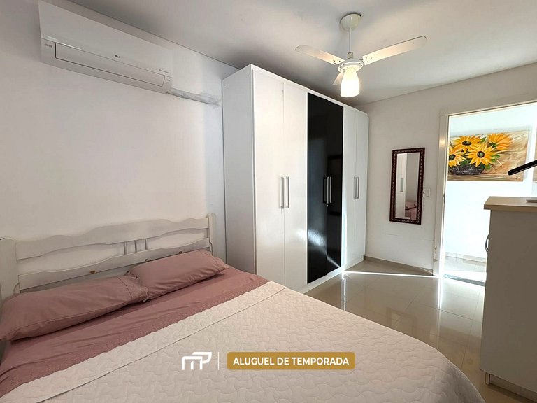 138 - Apartamento 3 Dormitórios a 90m do Mar